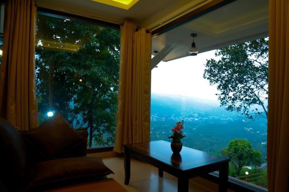Traditional Kerala Villa มุนนาร์ ภายนอก รูปภาพ