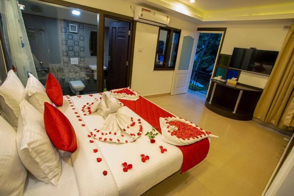 Traditional Kerala Villa มุนนาร์ ภายนอก รูปภาพ